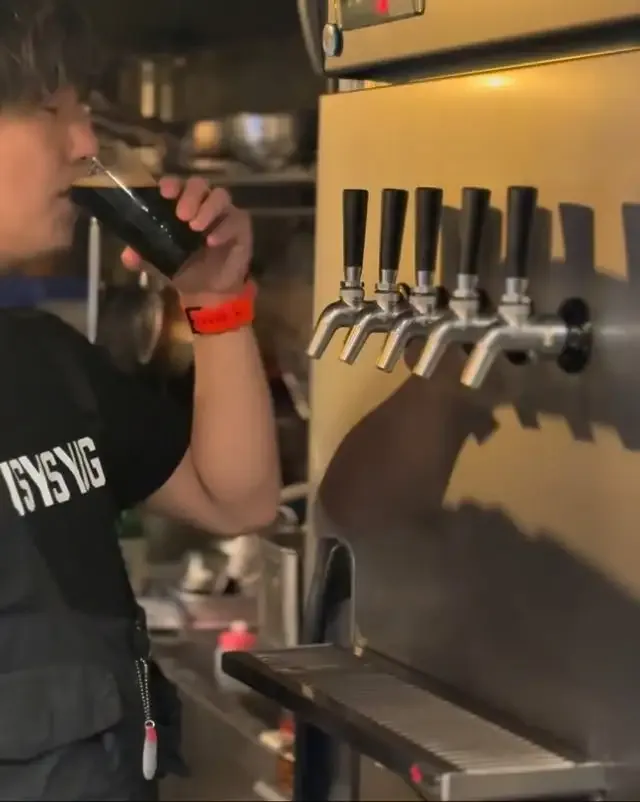 フルクタス酒場で「AGE AGE SAME AGE」リリースイベント開催　本日の樽生5種