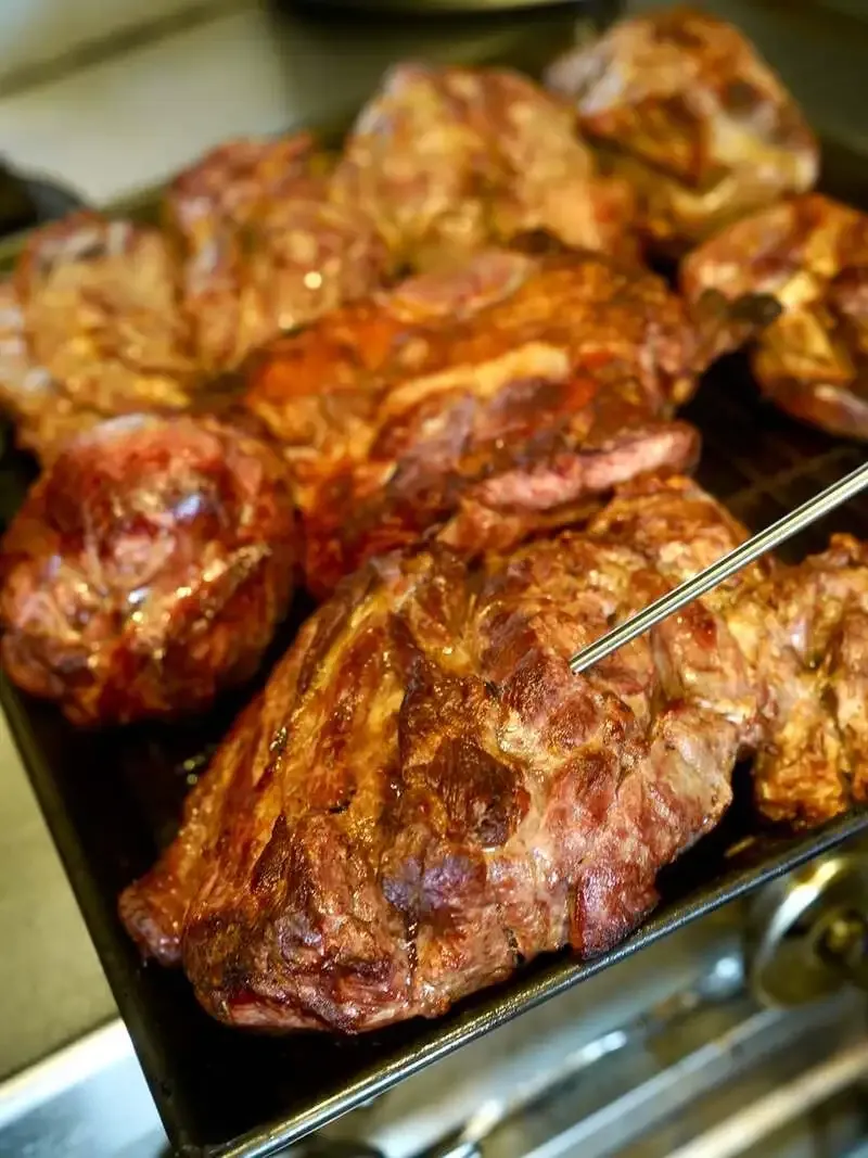 ビアパブイシイ、仔羊を焼く日に4種開栓　志賀高原IPAなど待機