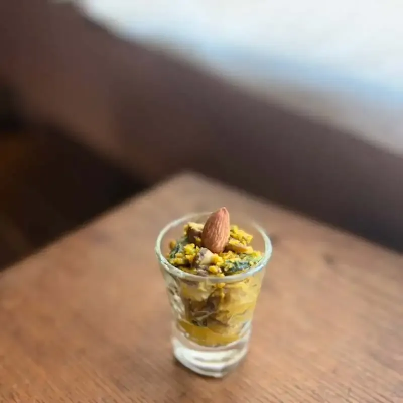 三日月ブルワリー、カボチャと小松菜のアンチョビクリーム料理を紹介