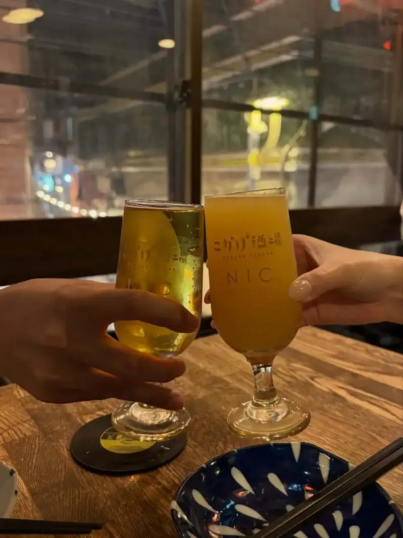 こかげ酒場、志賀高原・うちゅう・伊勢角屋のクラフトビール3種を案内