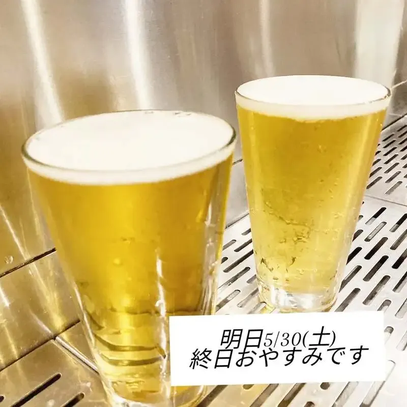 OVERTURE tapped at Swan Lake Pub Edo Tamachi, with 11 draft beers and canned IPA too