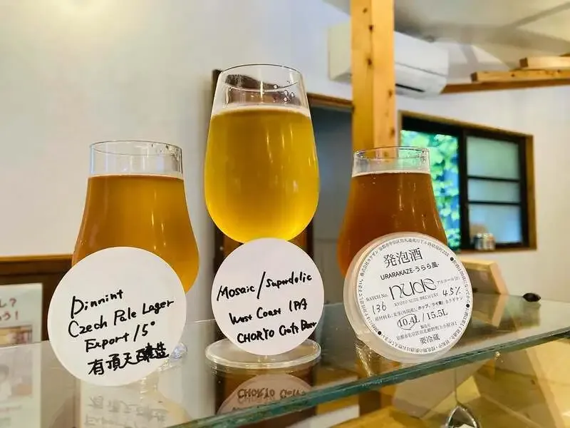 下諏訪のちいとこ商店で新規3樽開栓、4種の樽生ビールを案内