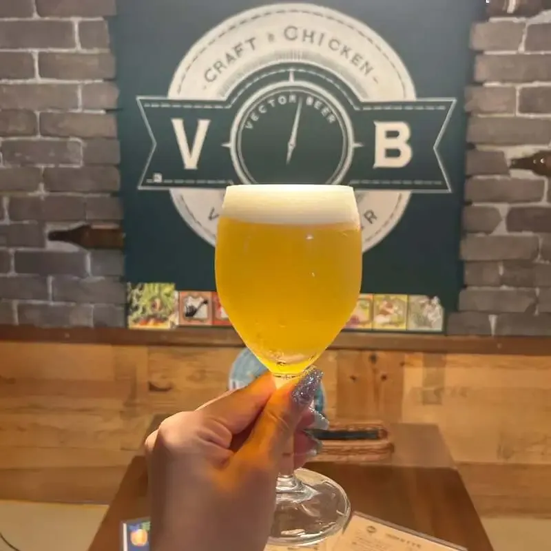 VECTOR BEER錦糸町店で伊勢角屋麦酒「マイヤーレモネードラガー」開栓