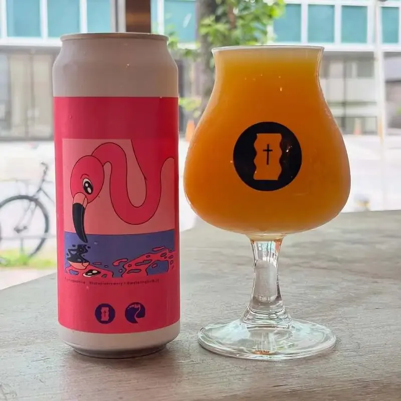 BEER PUB BRICK LANEでTotopia Brewery×Watering Hole「Flamingophilia」開栓