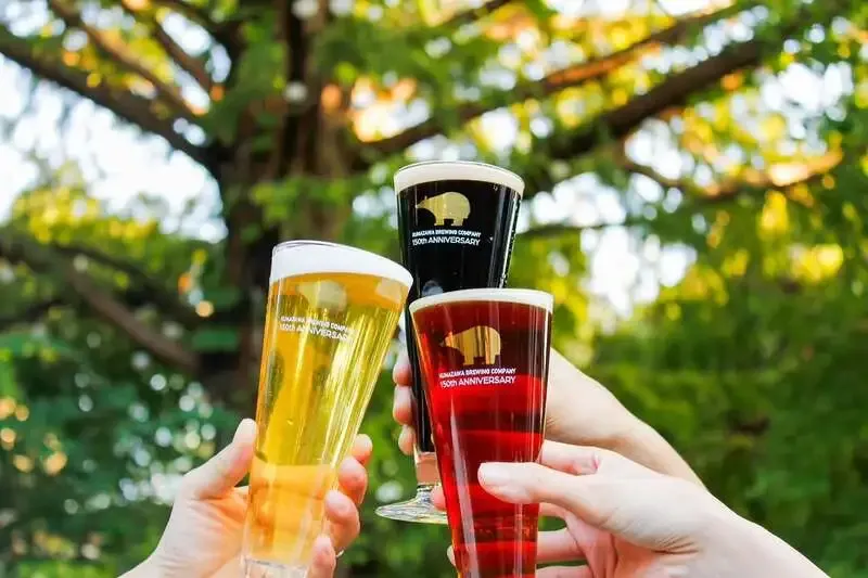 Beer House Hobbitで湘南ビール「Hazy IPA #09 Zibi」開栓、樽生6種を案内
