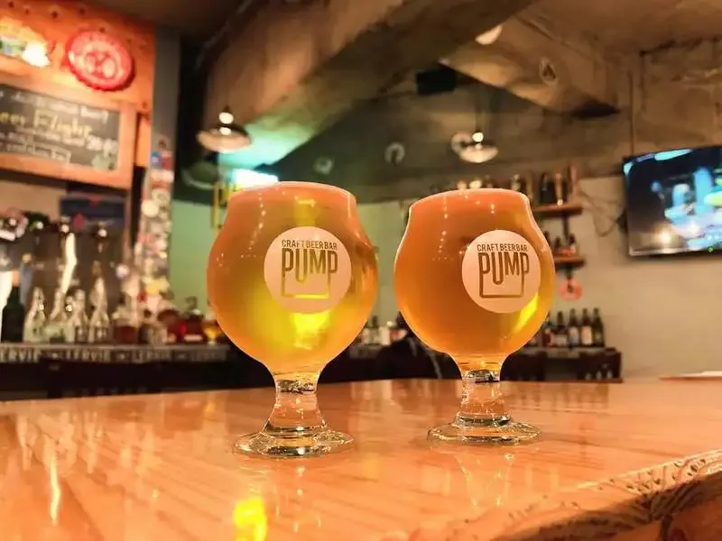 南池袋のPUMP craft beer barでBale Breakerの2銘柄が同時開栓