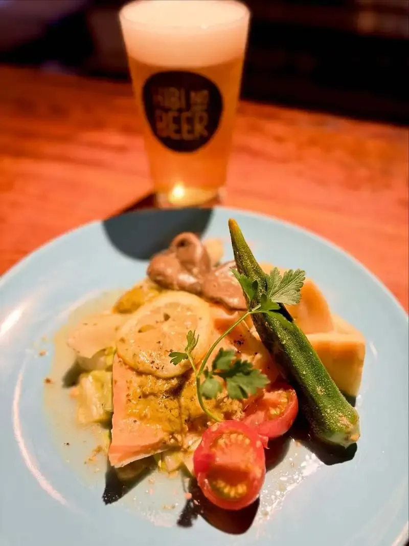 大阪・なかもずのエニブリュでうしとらブルワリー「はとぽっぽエール」開栓