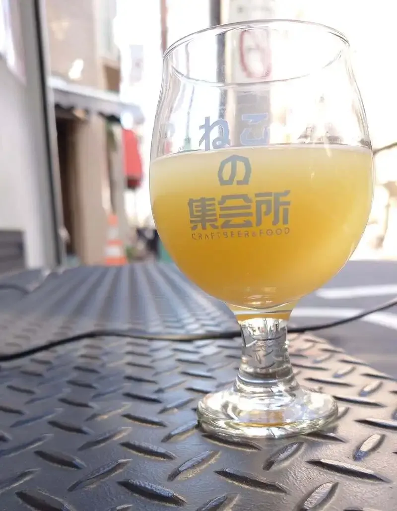 梅ヶ丘「ねこの集会所」でAnother Cut開栓、伊勢角×VERTEREのコラボが登場