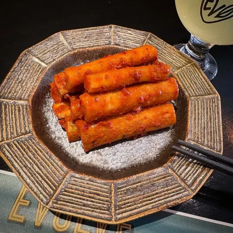 Evolve Beer&Kitchenに箕面ビールと志賀高原のタップが並ぶ