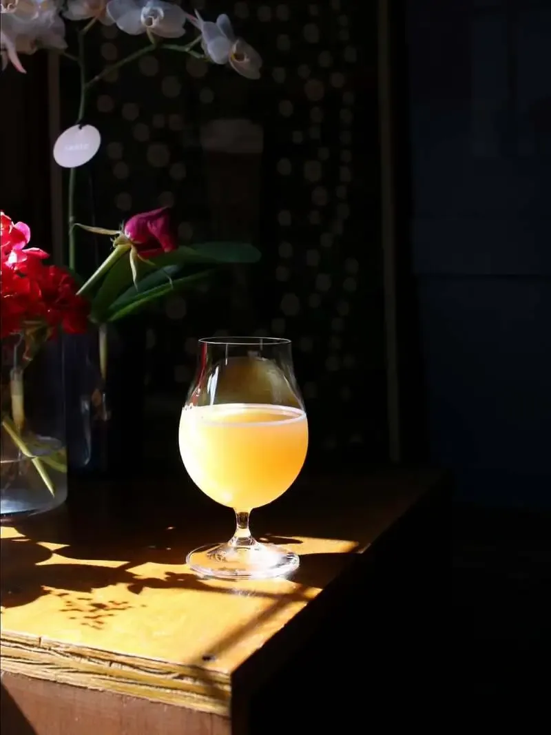 Grau Craft beer barでCamado Breweryの4タップを確認