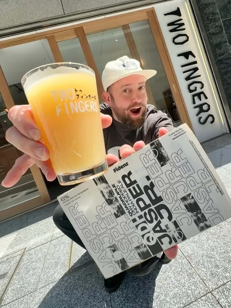Two FingersでFidens Brewing Co.のQDH Jasper Jr.が開栓