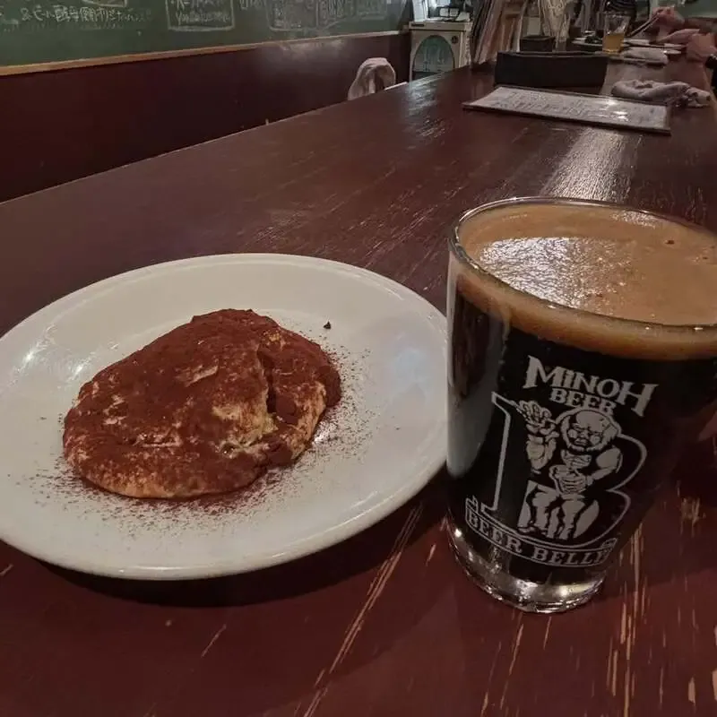 BEER BELLY天満で箕面ビール「リアルバレルエイジ」を提供