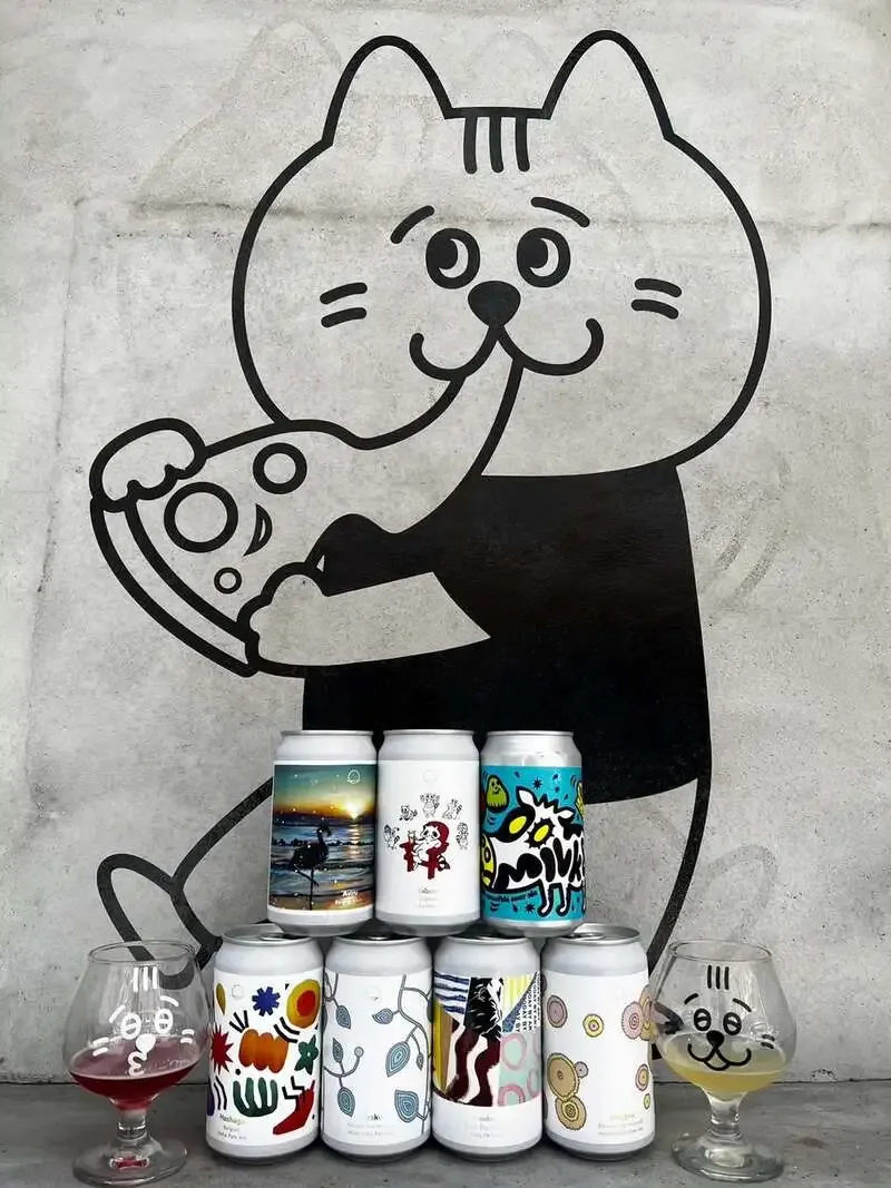 BEERKICHI in Fukuoka taps Yellow Beer Works Milk & and nine guest beers