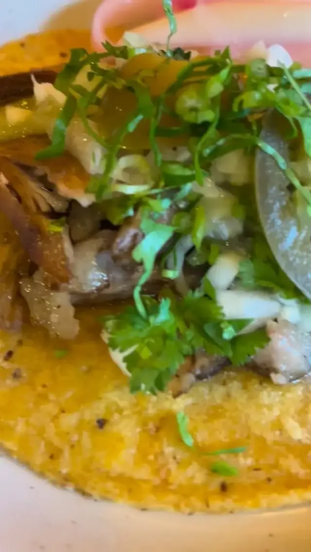 福岡・薬院のビアパブesperanzaでGangi brewing「HOMEY PILS」開栓、TACOSも始動