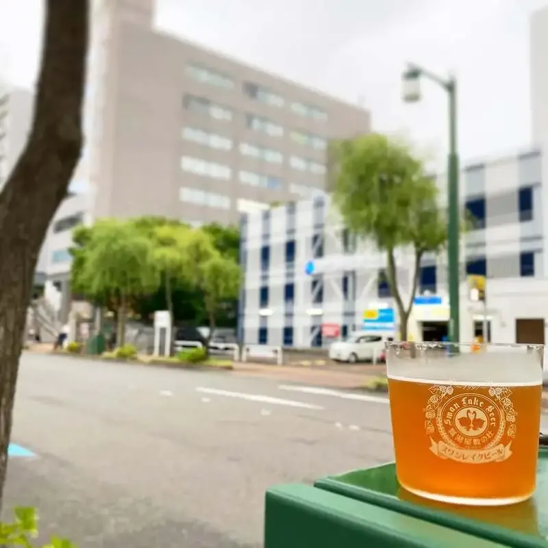 04&BeerでSwan Lake Beerの「Classy Pilsner」と「虎 is coming Niigata」