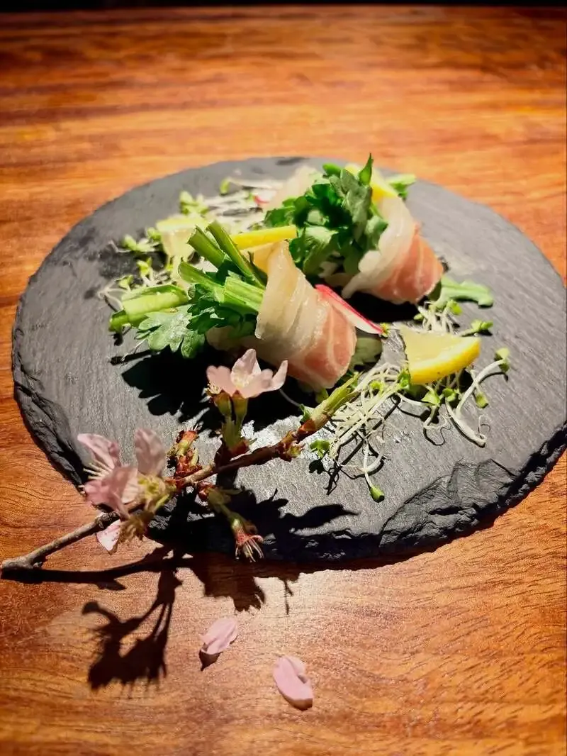 エニブリュで店内お花見イベント、桜ビール4種と春酒を案内