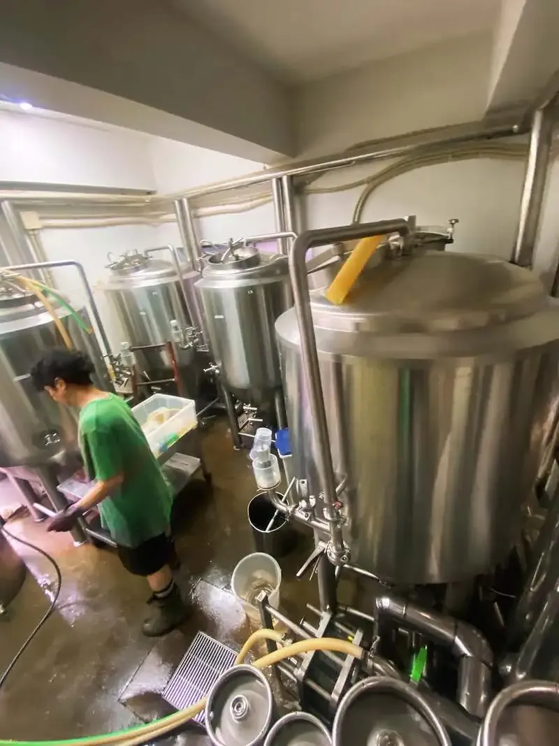 GROW BREW HOUSEで6種の自家醸造ビールが開栓、9月後半は公開仕込みも