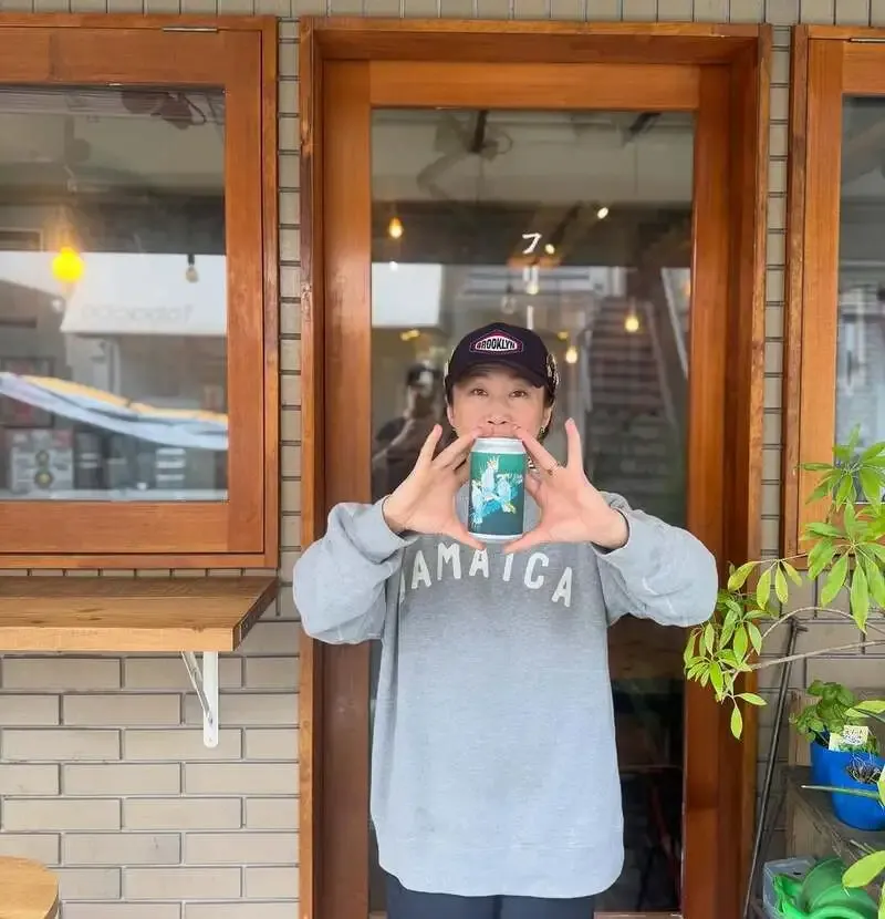 フリーマン食堂、4月25日にフルメニュー営業　パストラミやスペアリブを22時まで