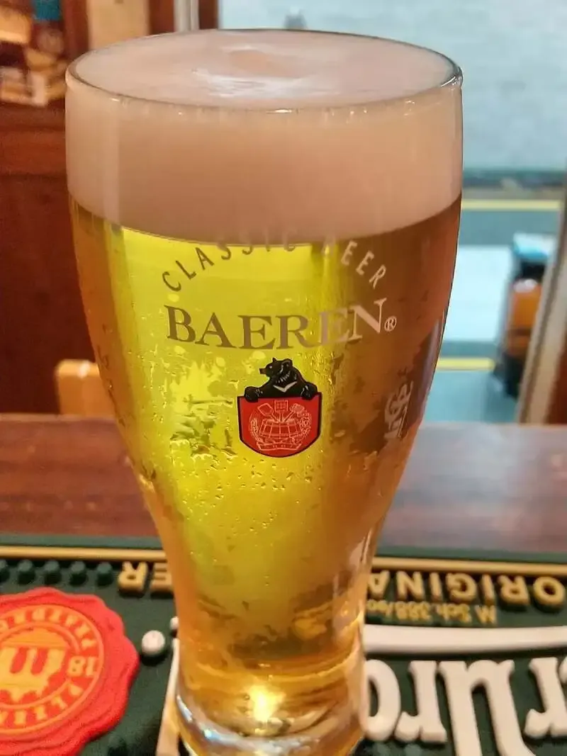 茨木・レーズン堂でベアレンのミュンヘナーヘレスを紹介