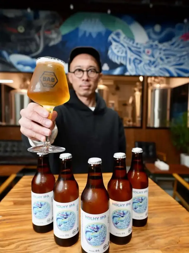 ヴィ・アゲイン・ブリューイング、HOLHY IPA第2バッチを発売