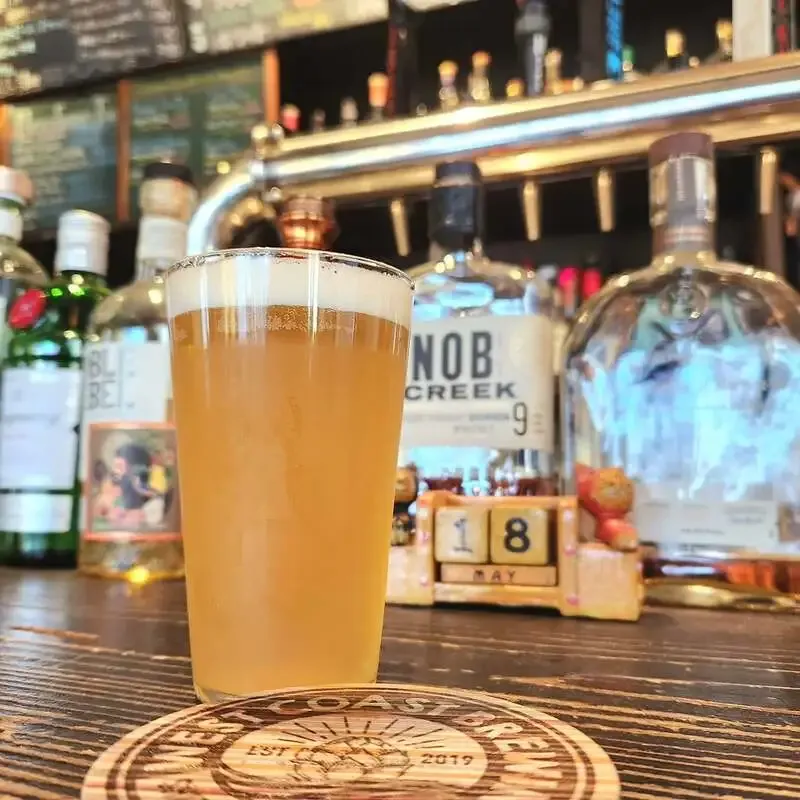 ハーフヤード志木でWest Coast Brewing『The Hop Dukes』など3銘柄が開栓