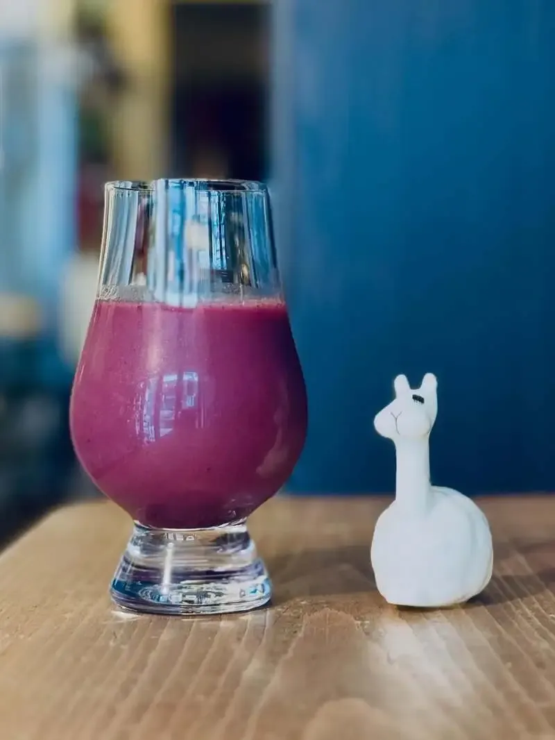 三鷹のBeer shop Llamaでスムージーサワーが新規開栓