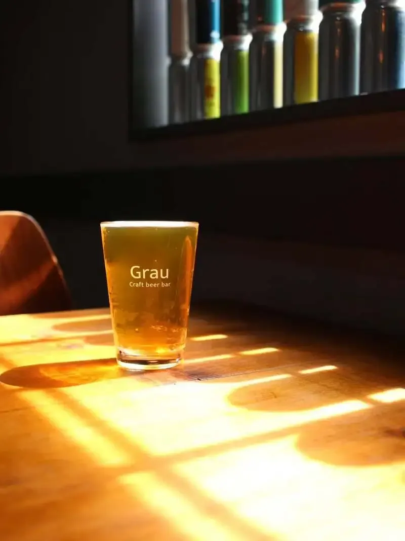 Grau Craft beer barで金鬼ペールエール開栓　BLACK TIDEやカンパイ！も